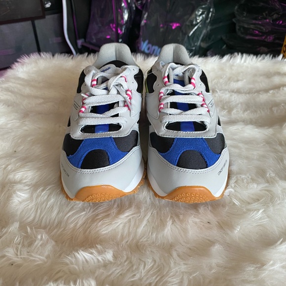 Reebok - ATI 90's - Grey Black Pink - Mens 9.5 - Picture 2 of 8